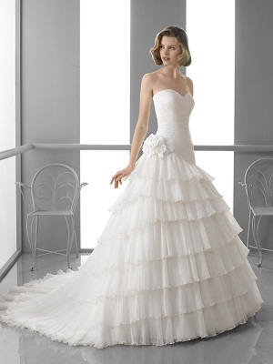 vestido de novia con volantes vestido de novia con volantes