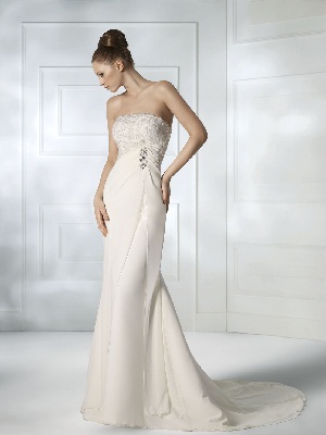 vestido de novia palabra de honor estilo griego en gasa blanca
